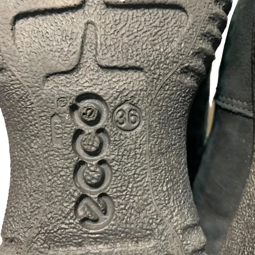 Ecco women's size 36 (US 5) black boots - Picture 5 of 6